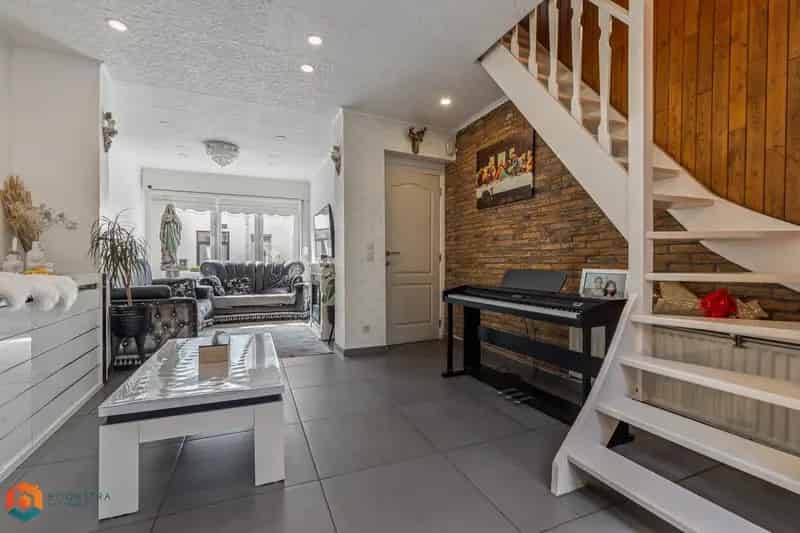 Instapklare woning 3 slaapkamers garage