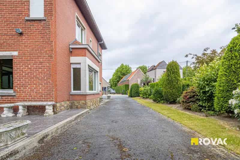 Alleenstaande woning op de grens Izegem-Ardooie op 760 m²