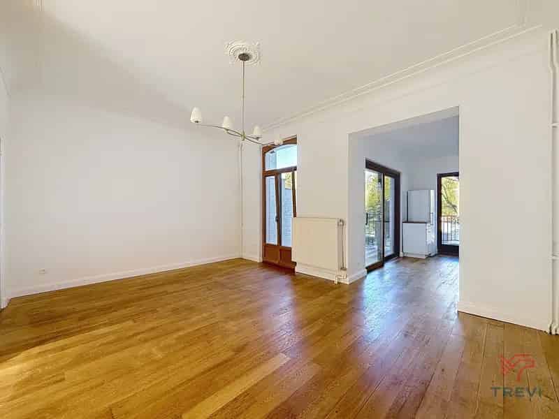 Huis te Koop 5 Slaapkamers Koekelberg 242m²