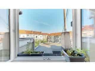 Appartement te renoveren Schaarbeek 65m2 1 of 2 slaapkamers