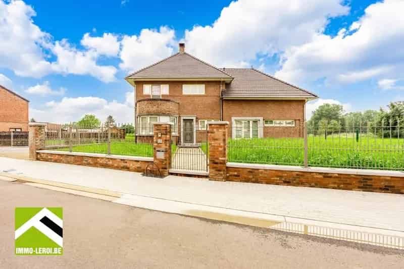 Ruime villa op een prachtig perceel van 39,69 are te Riemst