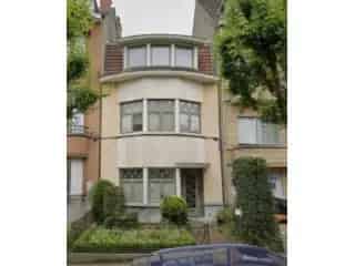 Herenhuis te koop Laken - 5 slaapkamers - gerenoveerd