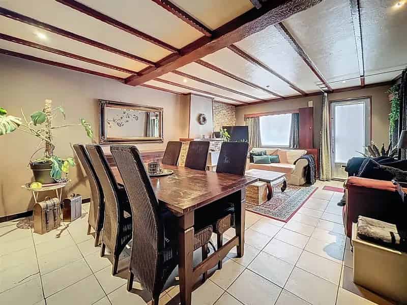 2 woningen op 2 percelen van samen 160m²