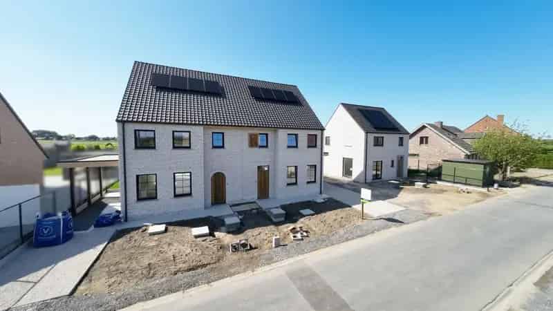 Huis te huur Kortemark: Landelijke halfopen bebouwing