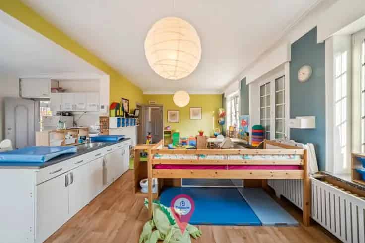 Huis Te Koop Sint-Andries: Charmante Familiewoning met Garage en Tuin