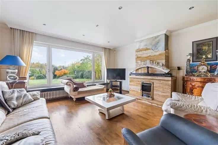 Vrijstaande Villa te Molenstede 5 Slaapkamers Grote Tuin