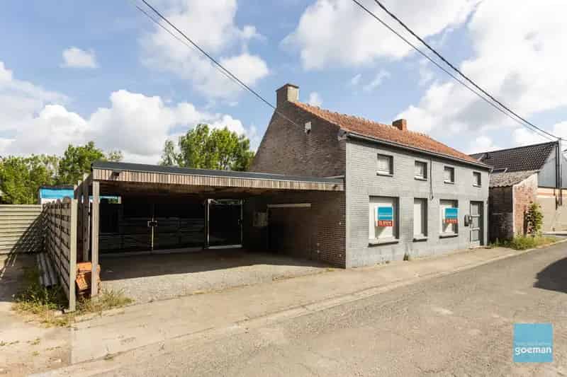 Huis te koop te Wanzele: Instapklare woning met 2 slaapkamers