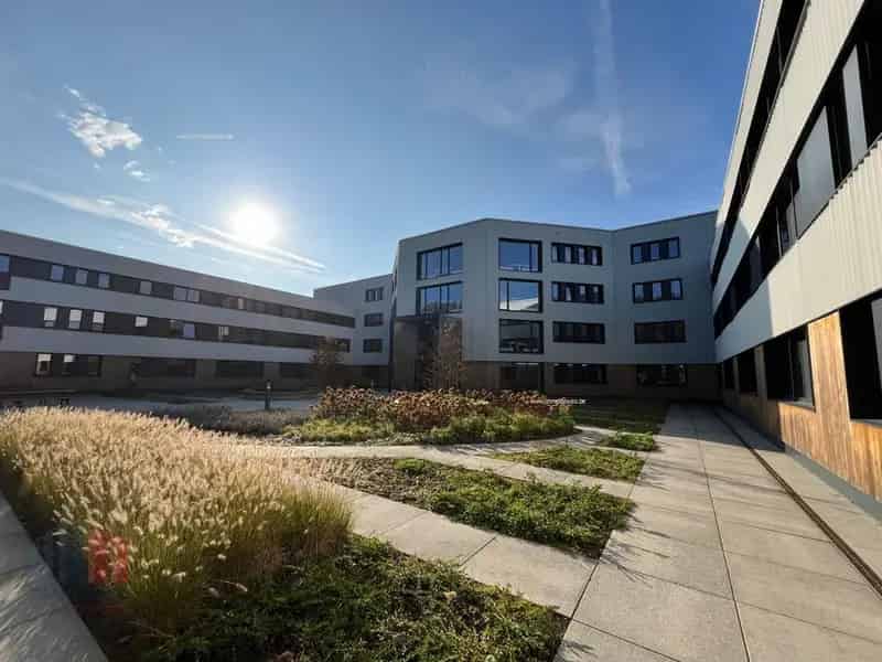 Nieuwbouw kantoorruimte te huur in Zwijnaarde