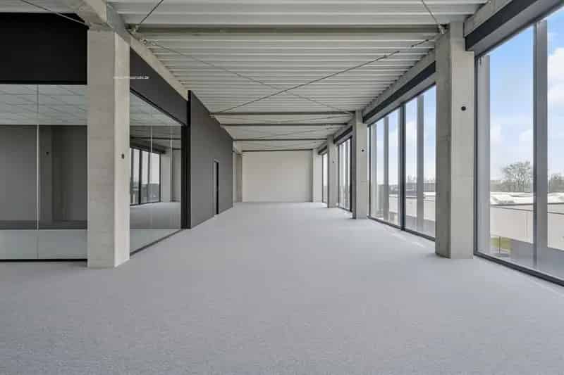Nieuwbouw kantoorruimte te huur in Lendelede