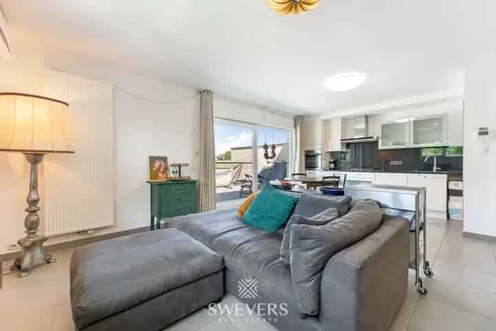 Zeer stijlvol, lichtrijk duplex appartement met 2 ruime slaapkamers op TOPlocatie in Hasselt