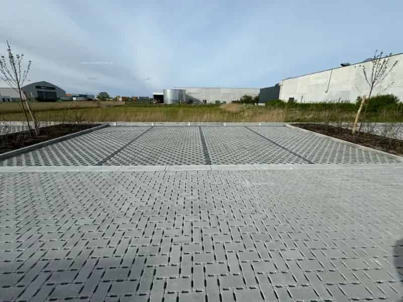 Nieuwbouw industrieel gebouw te koop in Oostende
