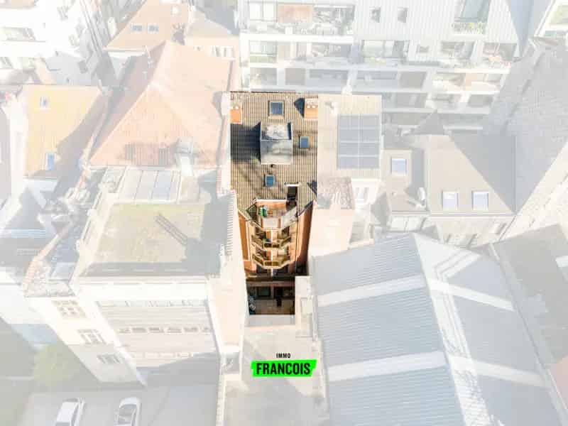 Opbrengsteigendom bestaande uit 8 woonentiteiten te Oostende