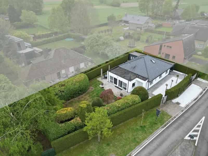Uitstekend gelegen woning met véél privacy