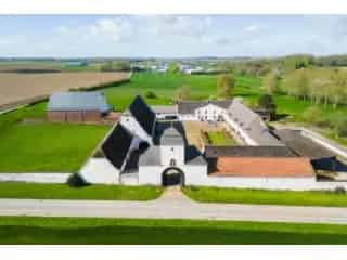 Huis te koop Perwez - Historisch domein 4296m² op 158ha