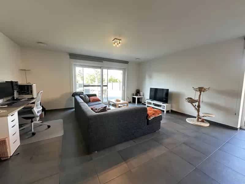 Zeer Recente Woning Op Rustige Locatie!