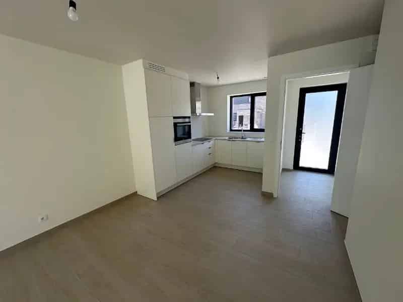 Stijlvolle nieuwbouwwoning in het centrum van Kaprijke!