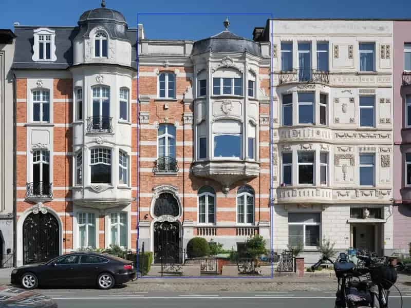 Unieke herenwoning nabij het Miljoenenkwartier, ontworpen door de gerenommeerde interbellumarchitect Charles Hoghe.