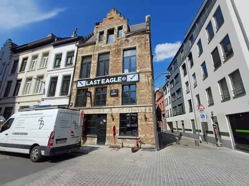 Hoekpand in het historische stadscentrum 8512913