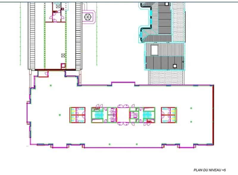 ESPACE MEEUS: kantoor te huur - 428m²