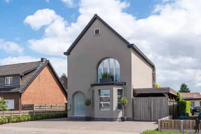 Moderne woning perfect voor een vrij beroep in Kasterlee