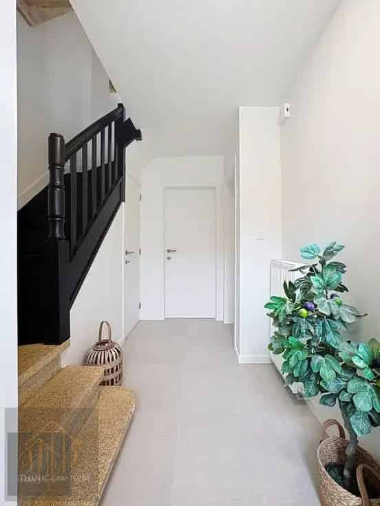Huis Te Koop: Instapklare 3 Slaapkamers, Moderne Keuken, 2 Badkamers
