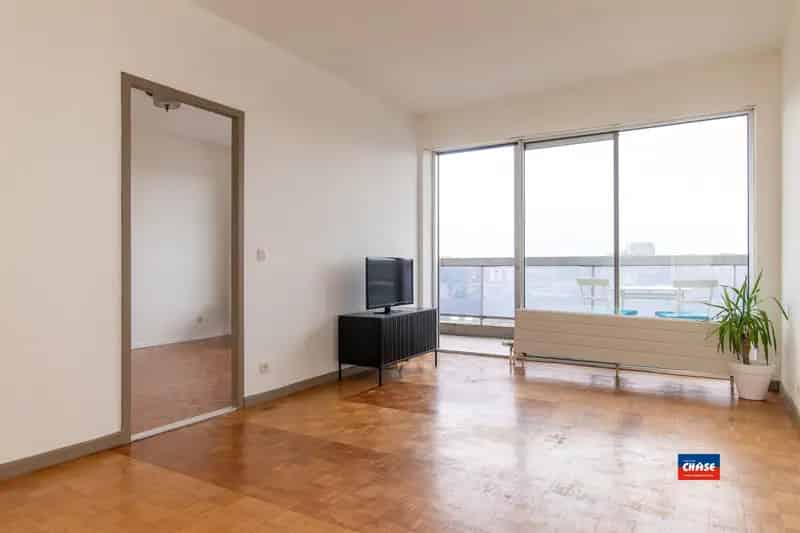 Appartement te koop Hoboken 1 slaapkamer ruim terras
