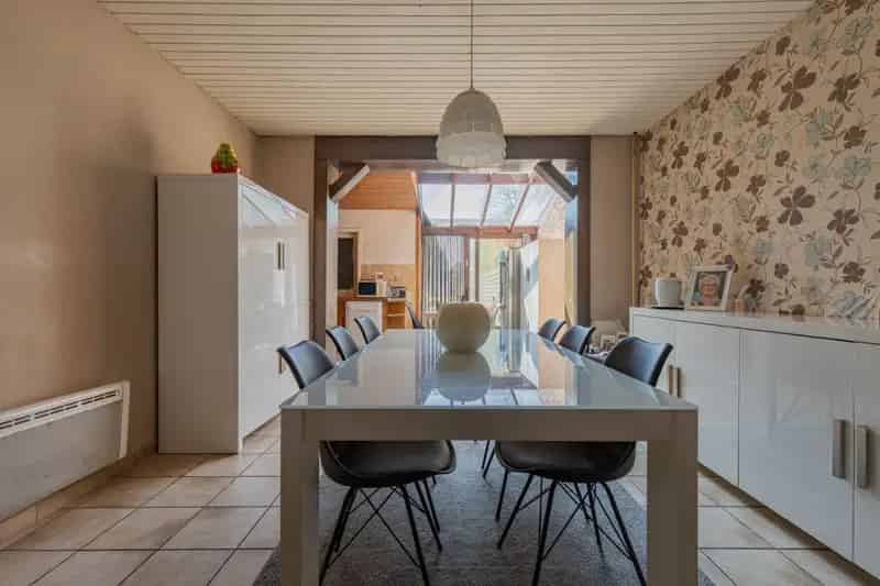 Ruime renovatiewoning met tuin