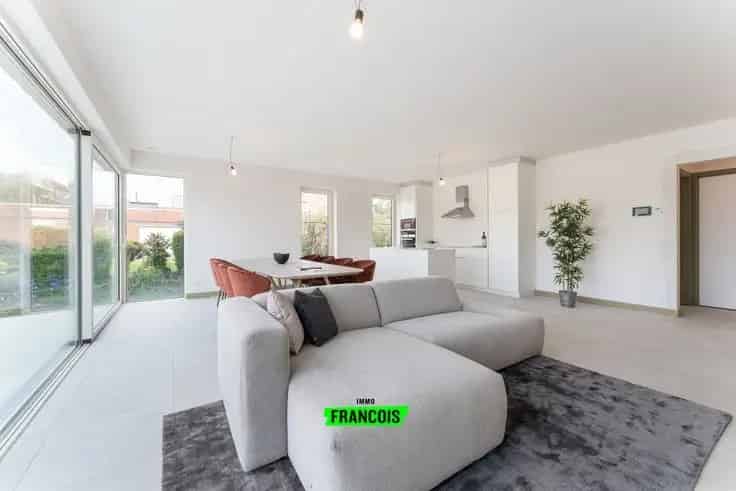 Luxe Appartement Ingelmunster: Modern Design & Comfort