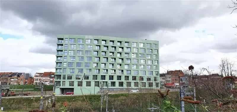 Recent gebouwde open staanplaatsen