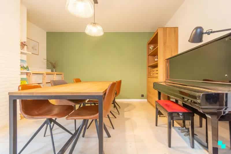 Charmante woning met tuin nabij het hart van Merelbeke