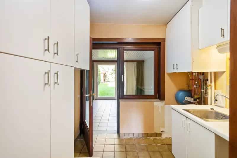 Bel-etage met 3 slaapkamers, een garage en tuin in Borsbeek!