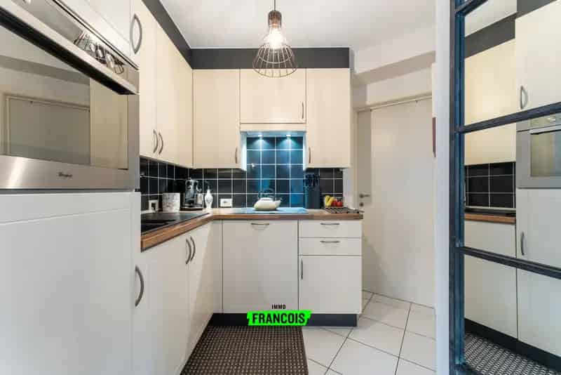 Gelijkvloers appartement  in centrum De Haan te koop