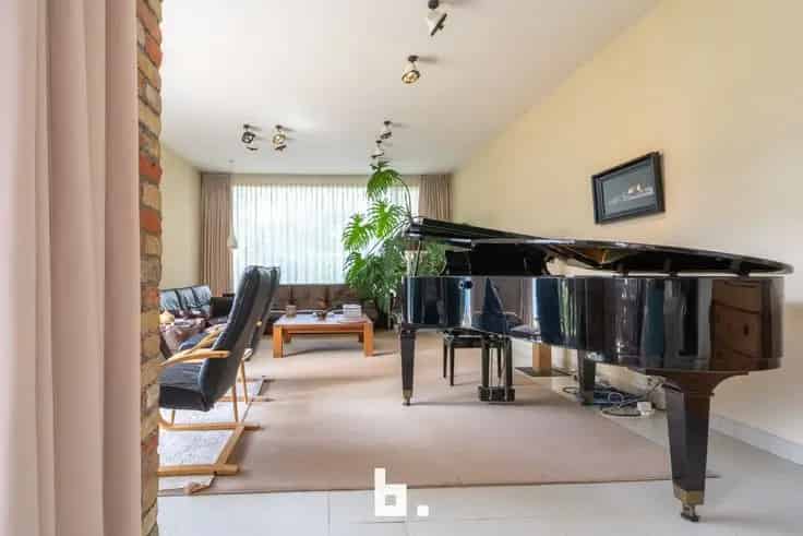 Ruime Gelijkvloerse Bungalow te Koop Sint-Michiels