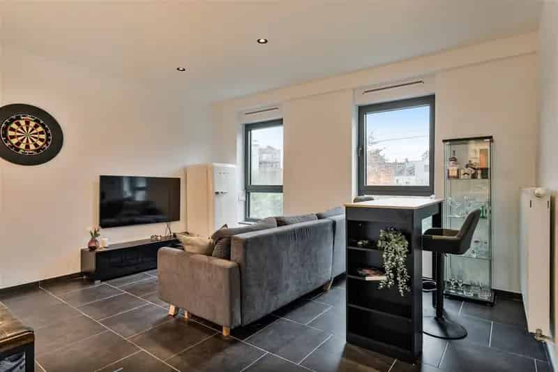 Gerenoveerd Appartement 1 Slaapkamer Te Huur