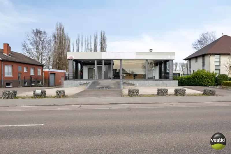 Handelspand met woonst te koop Bilzen-Hoeselt