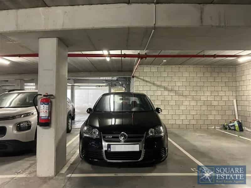 Parking/Garagebox