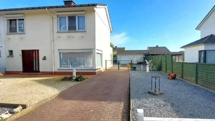 Grote Hoekwoning Deinze 3 slaapkamers tuin garage
