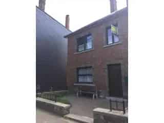 Huis te Koop Couvin - 2 slaapkamers - Garage - Tuin