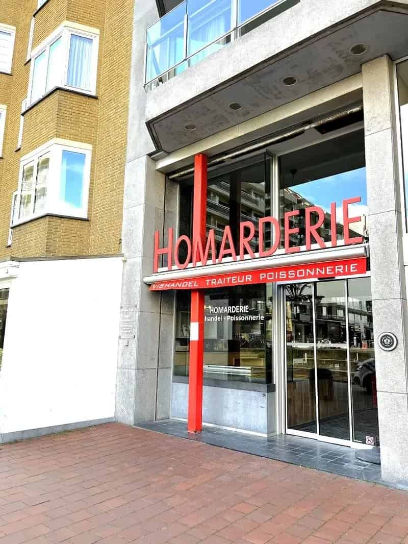 Instelprijs : Instapklare traiteurzaak begin Kustlaan (totale oppervlakte 318m²!)