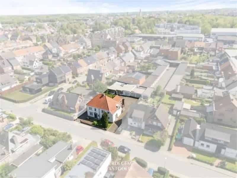 Huis te koop in Lokeren: Rustige woning in groene omgeving