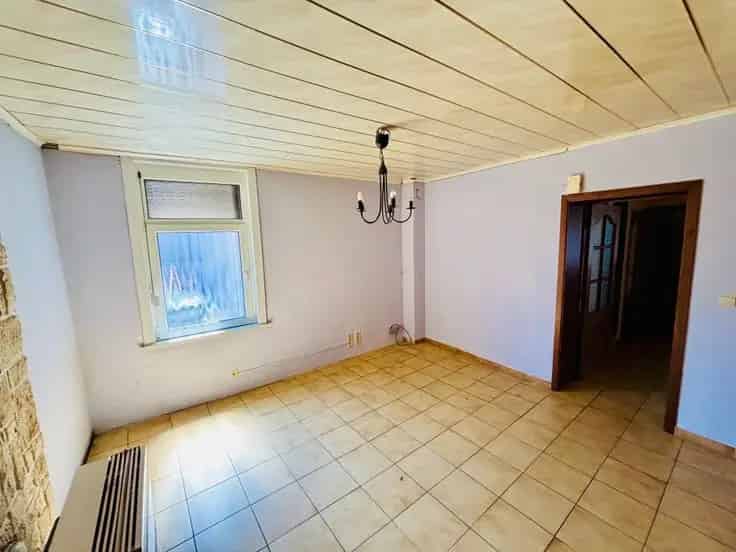 Huis Te Koop Nabij Stadscentrum - 3 Slaapkamers