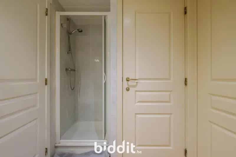 LOT 2 - VERHUURD APPARTEMENT