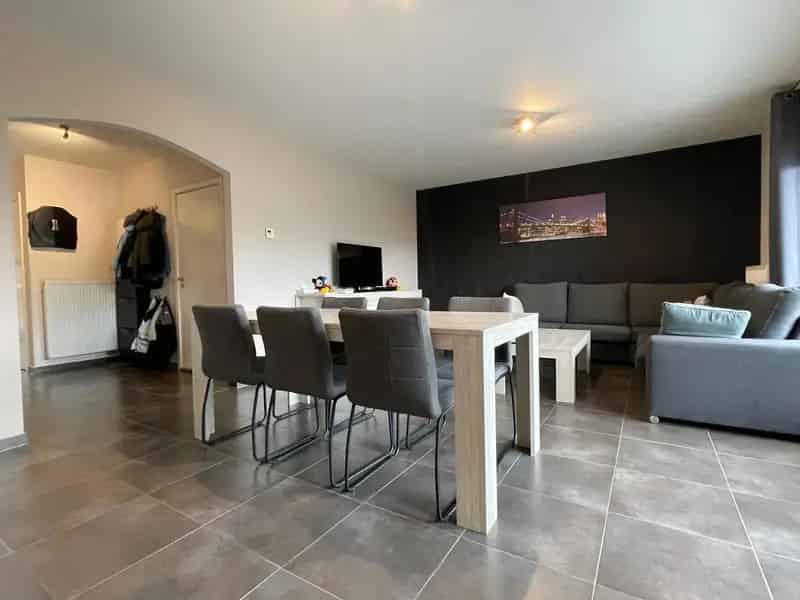 Appartement te huur te Malle 3 slaapkamers terras parking