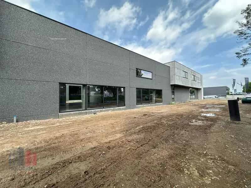 Nieuwbouw bedrijfsgebouw te koop in Parc Pme Des Allies Mouscron