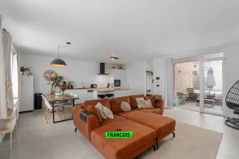 Modern appartement in kleinschalig gebouw te Oostende