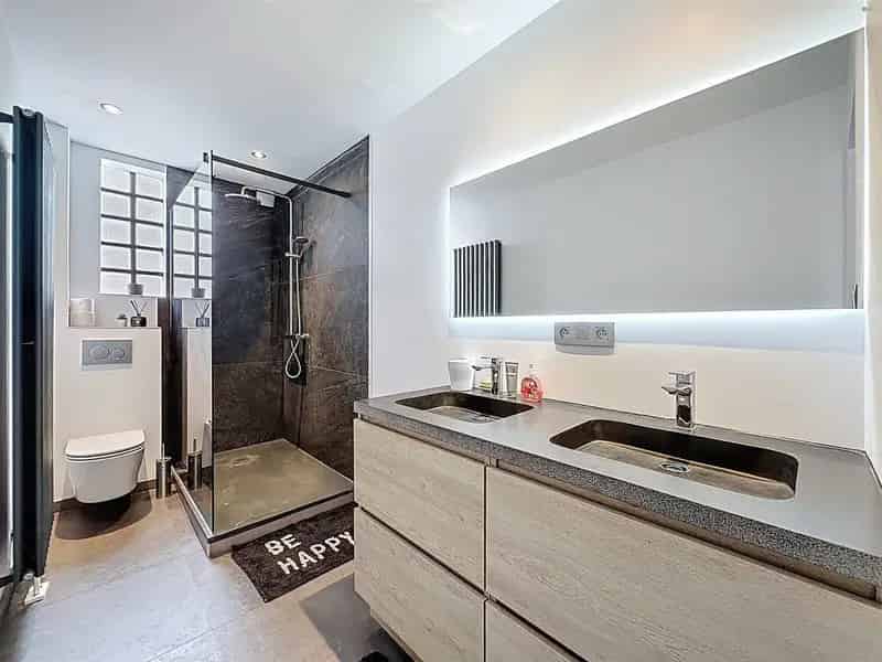 Prachtige gezinswoning met 4 slp, 2 badkamers op een perceel van 760m²!