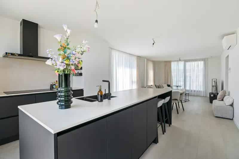 Penthouse te koop: 111m², 3 slaapkamers, terras, 2 parkings