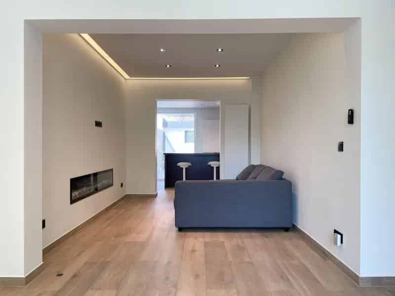 3-slaapkamerrijwoning met stadskoer te huur in Gentbrugge!