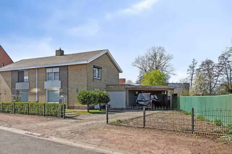 Halfopen Huis te Koop Waregem 3 slaapkamers Tuin Garage