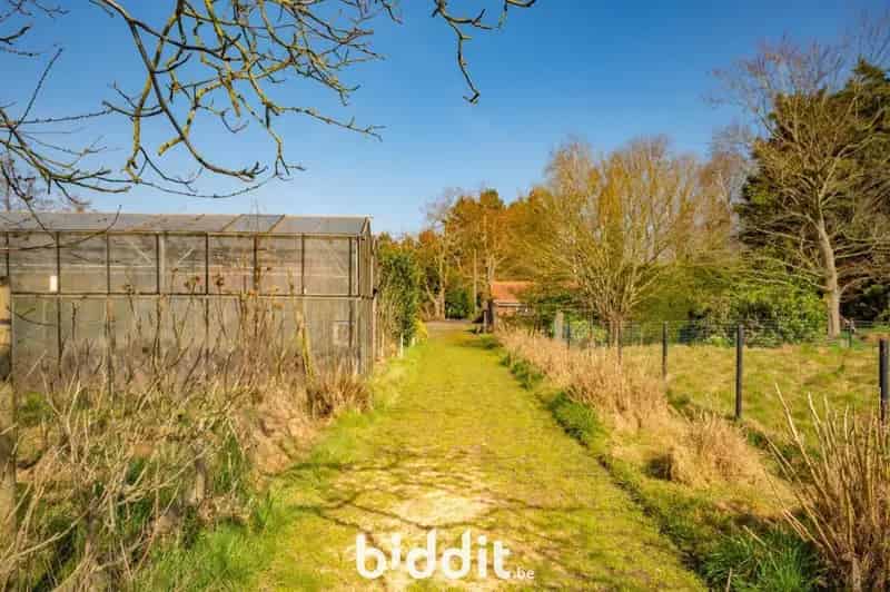 RUSTIG GELEGEN HOEVE
